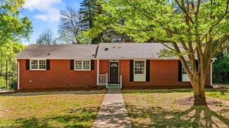 816 Elizabethan Dr, Greensboro, NC 27410