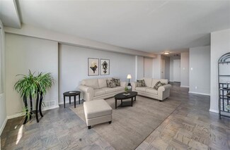 225 St Pauls Ave Unit 17C, Jersey City, NJ 07306