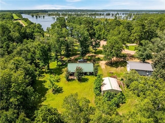 855 Iatt Dam Rd, Colfax, LA 71417