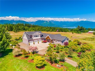 11969 NW Pioneer Rd, Seabeck, WA 98380