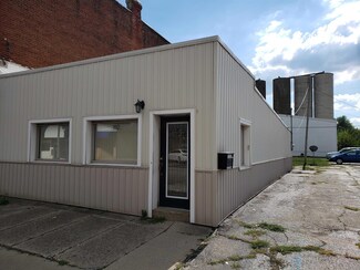 102 S Chicago St, Royal Center, IN 46978