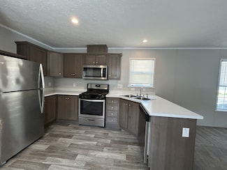 39500 Warren Rd Unit 306, Canton, MI 48187