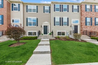 210 Lionel Dr, Grayslake, IL 60030