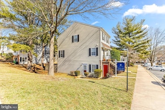 172 Crossbow Ln, Gaithersburg, MD 20878