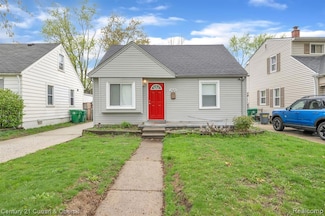 29870 Elmwood St, Garden City, MI 48135