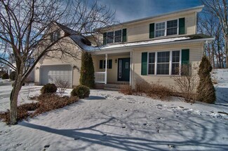36 Sycamore Dr, Drums, PA 18222