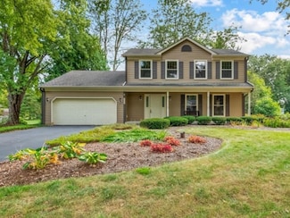 35W719 Park Ln, Saint Charles, IL 60175