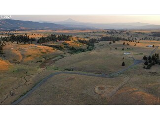 17 Johnson Creek Rd, Lyle, WA 98635