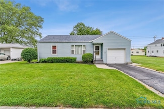 610 Westhaven Dr, Fostoria, OH 44830