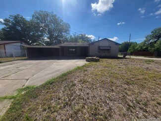 6714 Amberwood Dr, San Antonio, TX 78242