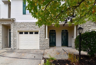 3194 Richmond Rd Unit 3194B, Beachwood, OH 44122