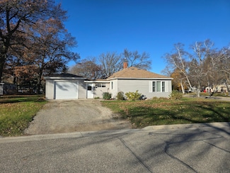 217 N Quincy St, Alexandria, MN 56308