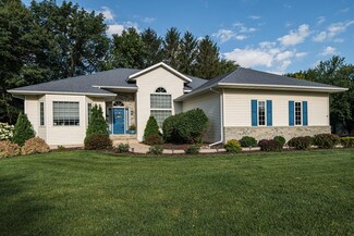 670 Crestview Ln, Owatonna, MN 55060