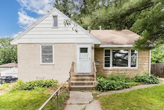595 California Ave E, Saint Paul, MN 55130