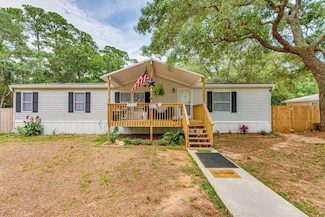 5658 Charter Cir, Gulf Breeze, FL 32563