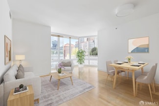 301 Mission St Unit 8E, San Francisco, CA 94105