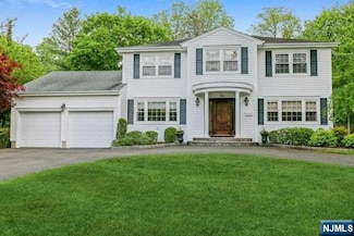 74 O Shaughnessy Ln, Closter, NJ 07624