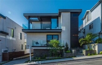 615 7th St, Hermosa Beach, CA 90254