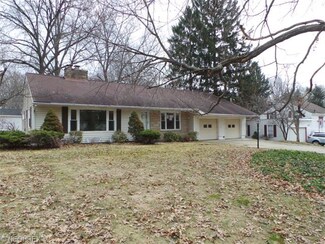 3083 Endicott Way, Silver Lake, OH 44224