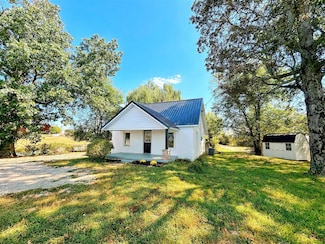 102 Schweizer Rd, Franklin, KY 42134