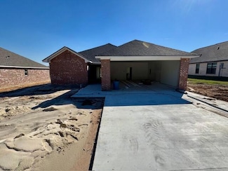 185 J L Obanion, Leesville, LA 71446