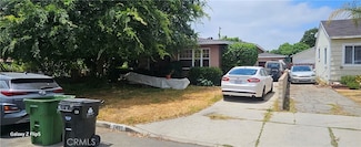 7407 Densmore Ave, Van Nuys, CA 91406