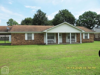 2805 Robinson St, Newport, AR 72112