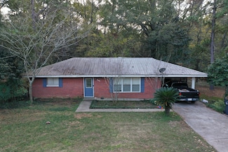 3108 Oak Grove Rd, Hattiesburg, MS 39402