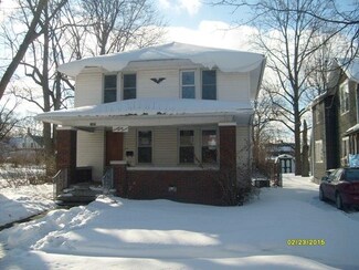1637 S Taylor St, South Bend, IN 46613