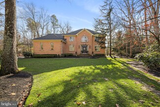 10 Pepperbush Ct, Medford, NJ 08055