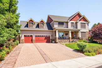 637 Oak Wood, Eagle Point, OR 97524