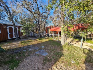 904 Battle Creek Rd, Granbury, TX 76048
