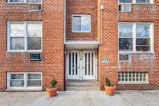 134-05 Dahlia Ave Unit 5-3A, Flushing, NY 11355