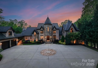 172 Tennessee Cir, Mooresville, NC 28117