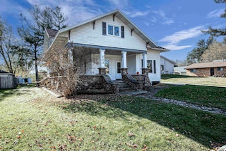 623 Cedar St, Tigerton, WI 54486