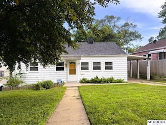 6791 Charles St, Omaha, NE 68132