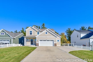 3976 Elderberry Dr, Holland, MI 49424