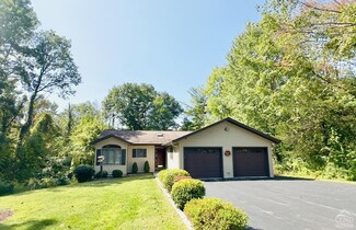 51 Derrick von Brummel Cir, Athens, NY 12015