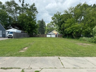 104 W Walton Blvd, Pontiac, MI 48340