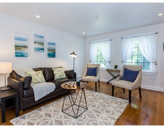 74 Wilson St Unit 4, North Billerica, MA 01862