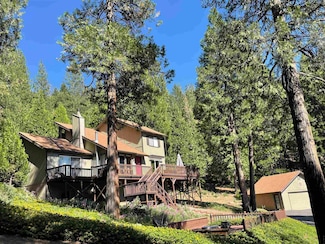 6867 Almanor Lake Estates Dr, Westwood, CA 96137