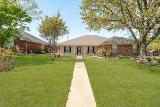 601 Maplewood Dr, Stephenville, TX 76401