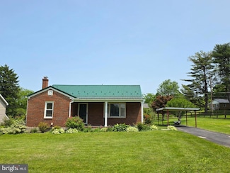 72 Manbeck Dr, Mifflintown, PA 17059