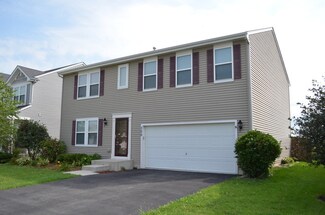 300 N Charles St, Cortland, IL 60112
