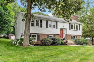 3 Englewood Dr, Wilmington, MA 01887