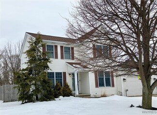 4896 Marilyn Dr, Hamburg, NY 14075
