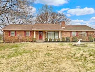 9301 Eastlake Dr, Wadesville, IN 47638