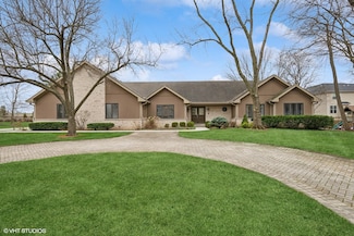 2802 Coleen Ct, Rolling Meadows, IL 60008