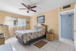5300 Washington St Unit J115, Hollywood, FL 33021