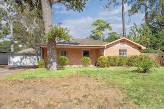 6647 Sylvan Rd, Houston, TX 77023